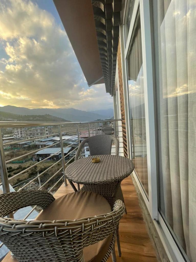 Nirvana Inn Паро Екстер'єр фото